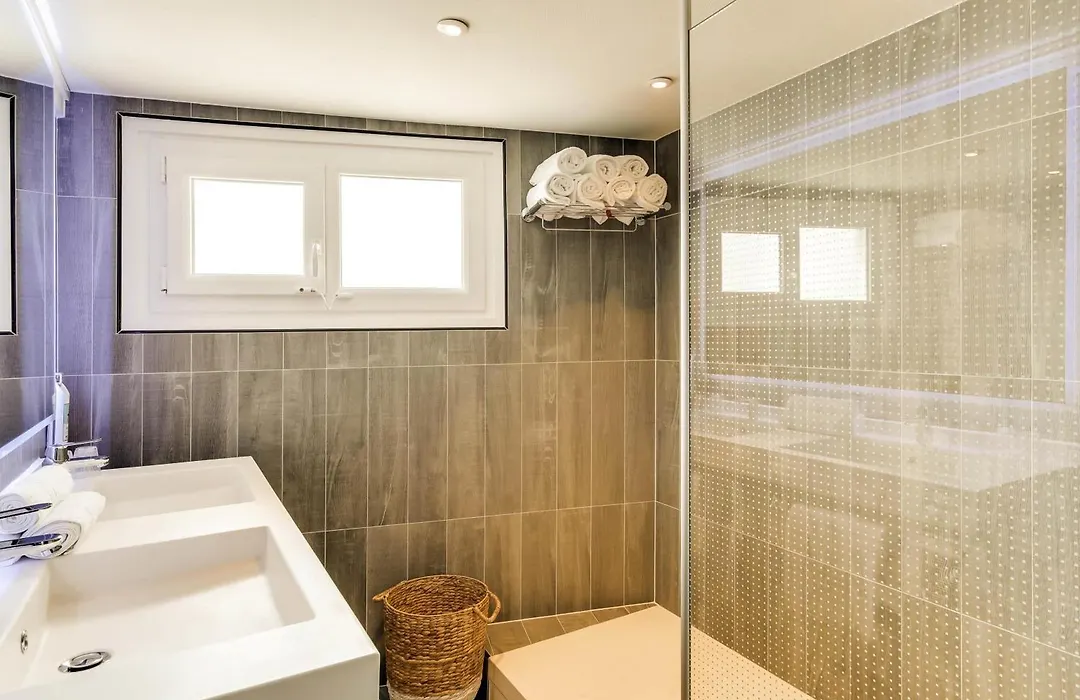 Ibis Paris Grands Boulevards Opera 9E-1