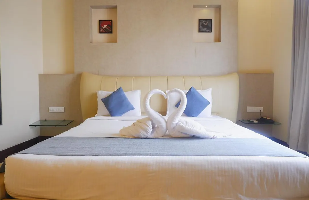 Hotel Sai Miracle-1