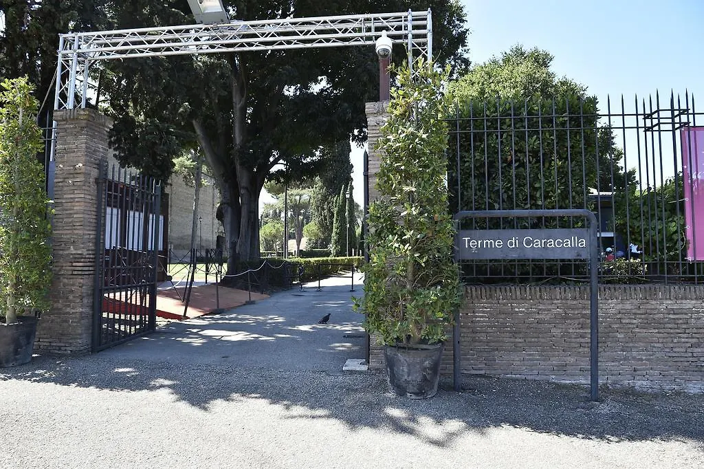 Al Centro Storico Di Roma-1
