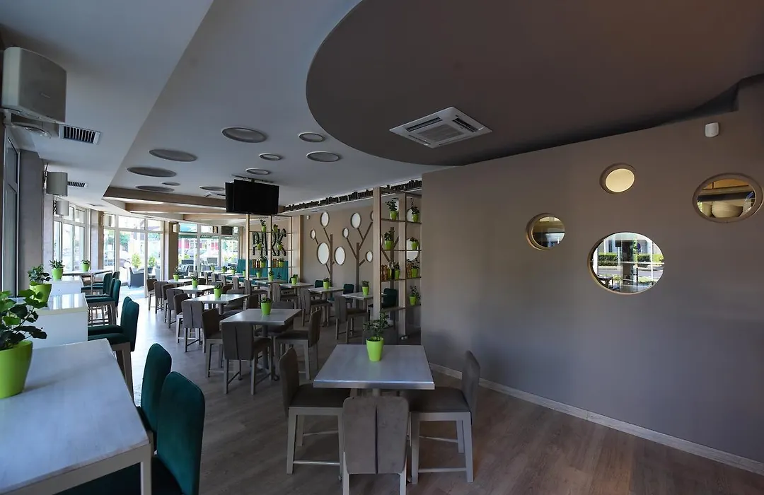 Aparthotel Park-1