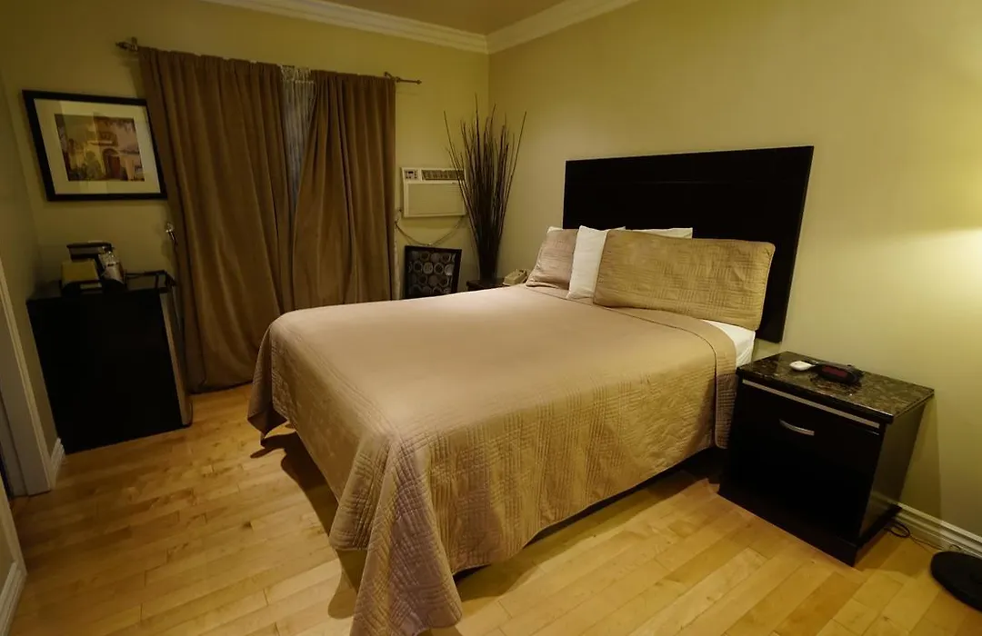 Trylon Hotel - Hollywood-1