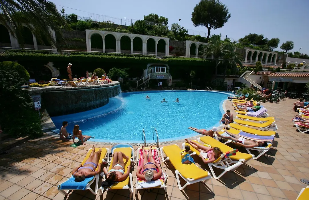 Hotel Gem Wellness & Spa-1