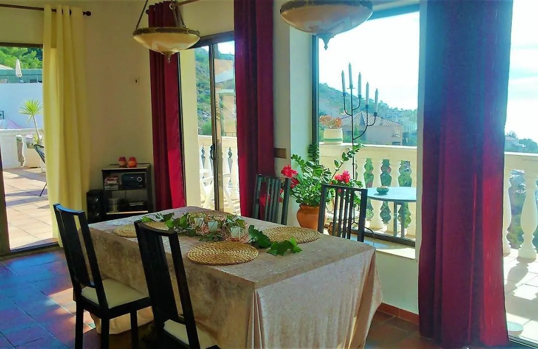 Ashram Villa Sunshine-1