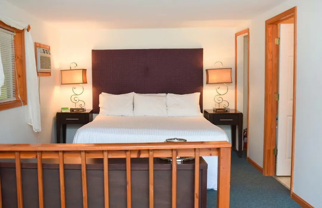 Chestnut Grove Family Resort-1