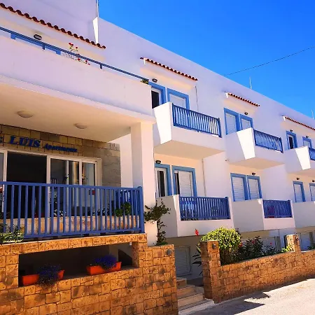 Luis Apartments-2
