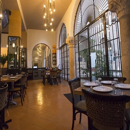 Hotel Merida-2