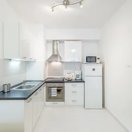 Prince Apartments-2