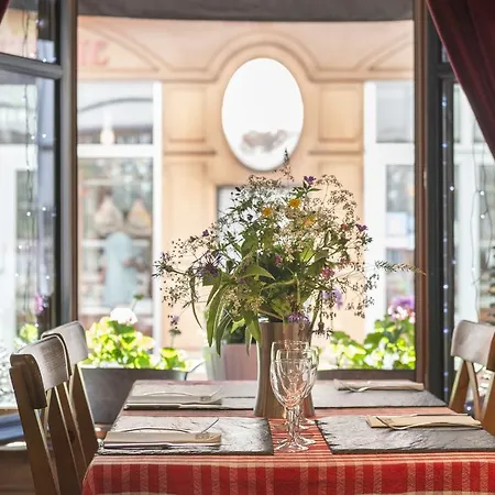 Hôtel de Russie-2