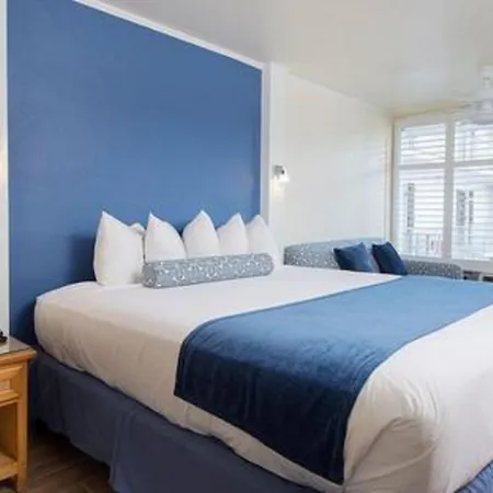 Outrigger Beach Resort-3