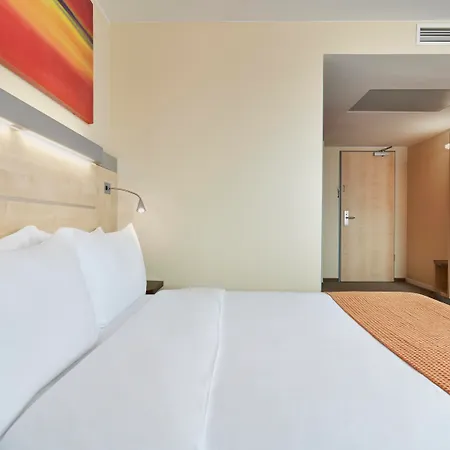 Holiday Inn Express Berlin City Centre West-2