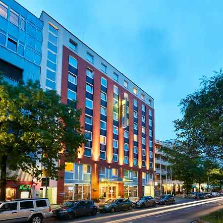 Holiday Inn Express Berlin City Centre West-3