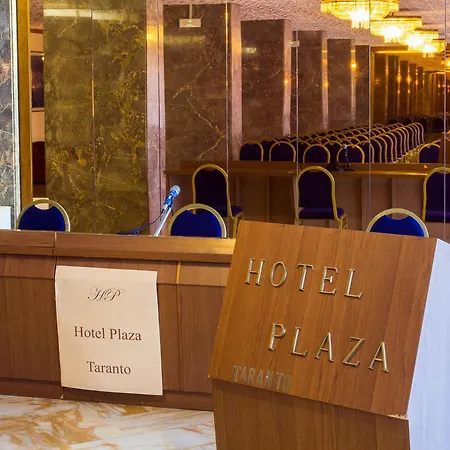 Hotel Plaza-2
