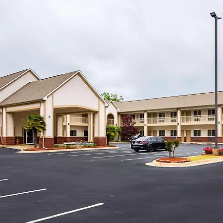 Econo Lodge Inn & Suites Bryant-3