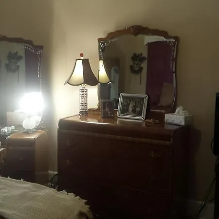 Maurrocks - A Pocono Mountains B&B-3