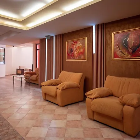 Hotel Paradise Green Park-3
