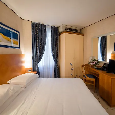 Hotel Centrale-3