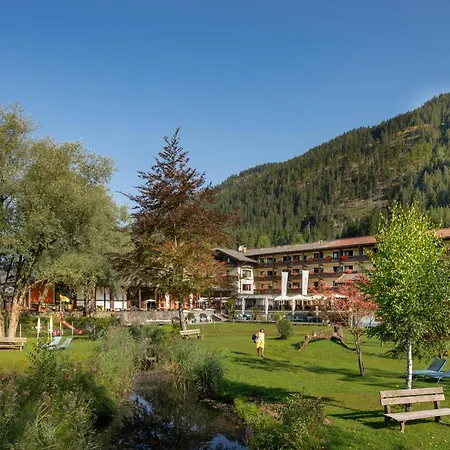 Lacus Hotel Am See-3