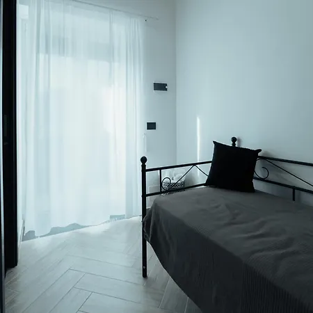 B&B Miro Luxury Aeroporto Capodichino Napoli-3