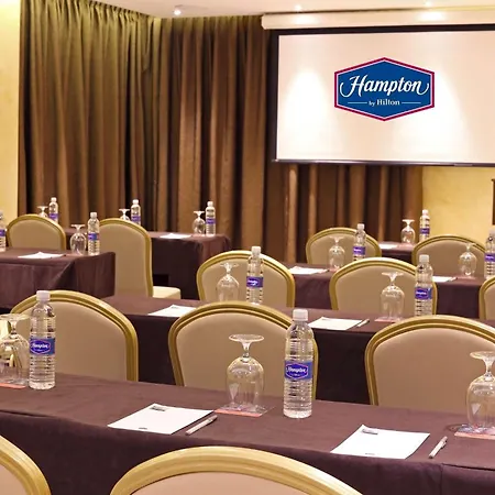 Hampton By Hilton Panama-3
