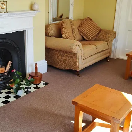 Brooke House-2