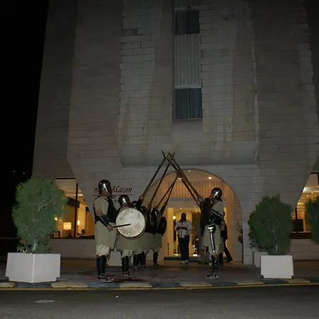La Maison Hotel-2