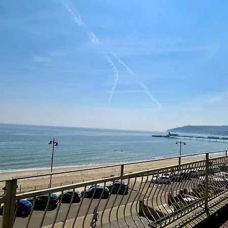 Bay View - Seafront - Sandringham Hotel, Sandown, Isle Of Wight - Car Ferry Ticket From 109 Pounds-3