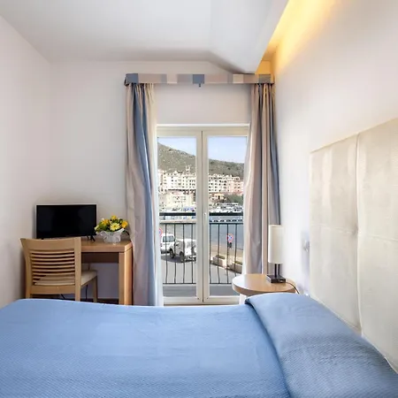 Bi Hotel-3