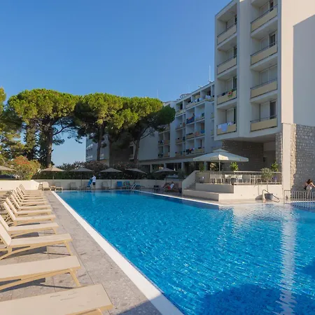 Family Hotel Adria-2
