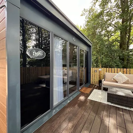 Ravenswood Pod-3