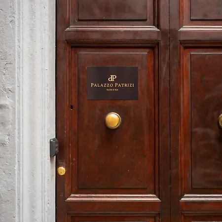 Palazzo Patrizi Suites&Spa-3