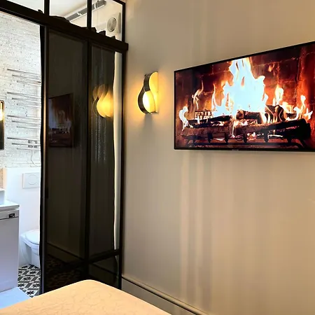 Montmartre Romantic, Bed & Breakfast - Paris-3