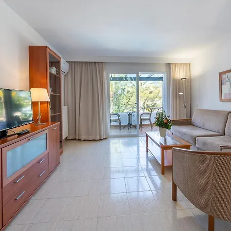 Apartamentos Los Tilos-2