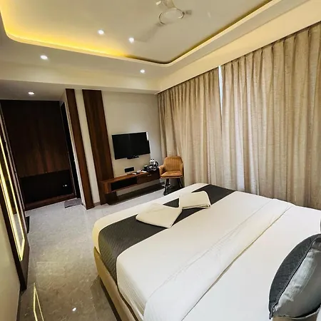 Hotel Royal Retreat-3