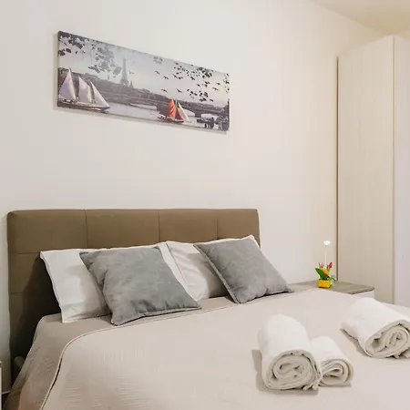 G21 Guest House-2