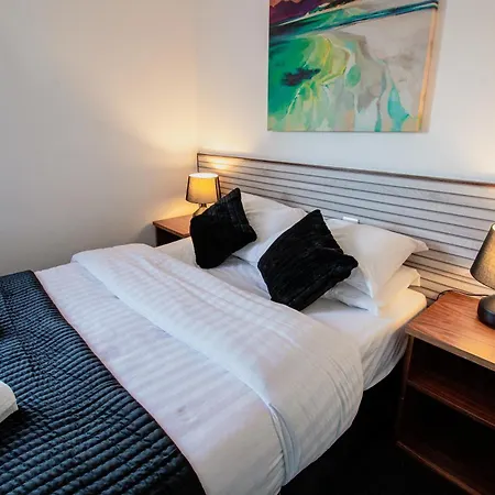 Salutation Hotel-2