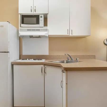 Extended Stay America Select Suites - Detroit - Roseville-2