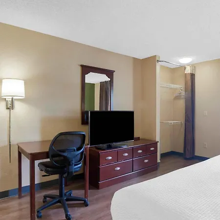 Extended Stay America Select Suites - Detroit - Roseville-2