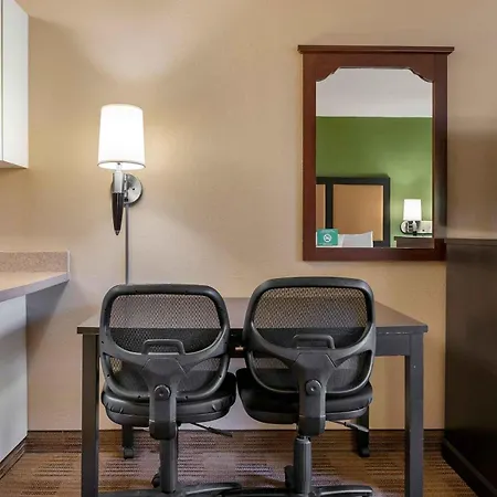 Extended Stay America Select Suites - Detroit - Roseville-3
