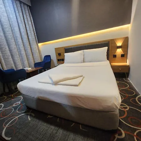 Melody Queen Hotel By Aura-2