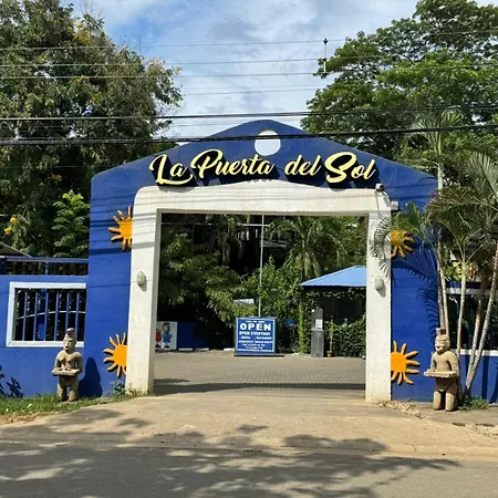 La Puerta Del Sol-3