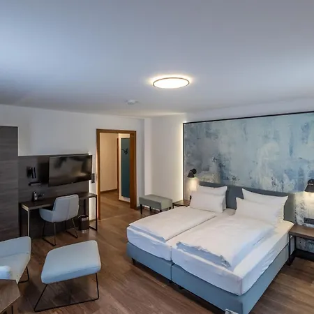 Hotel Hirsch-2