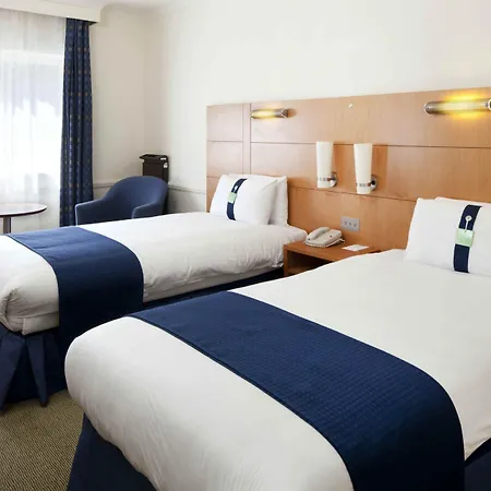 Holiday Inn London - Gatwick Airport By Ihg-2