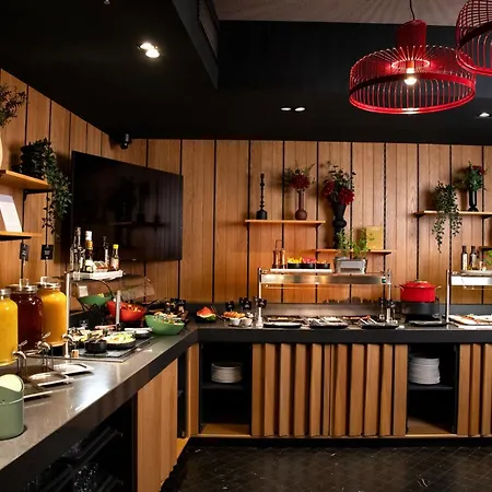 Hotel Oktogon Haggenmacher By Continental Group-2