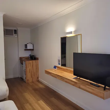 Surestay Hotel By Best Western The Clarence On Melville-3