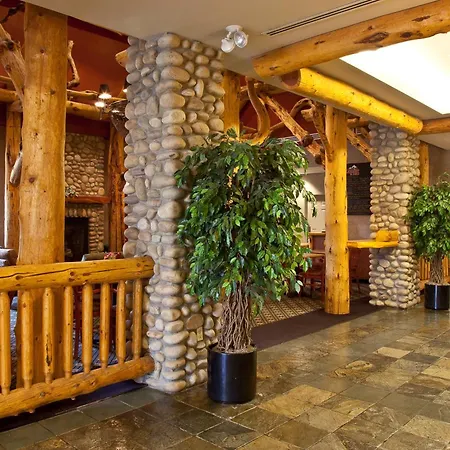 Trickle Creek Lodge-3