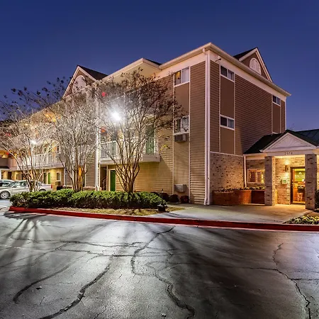Hometowne Studios By Red Roof Atlanta - Chamblee-2
