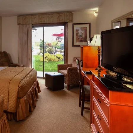The Foothills Inn-2