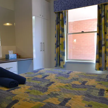 Dolphin Lodge Albany - Self Contained Apartments At Middleton Beach-2