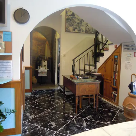 Hotel Villa Argentina-3