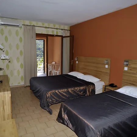 Logis Hotel Le Lonca-3